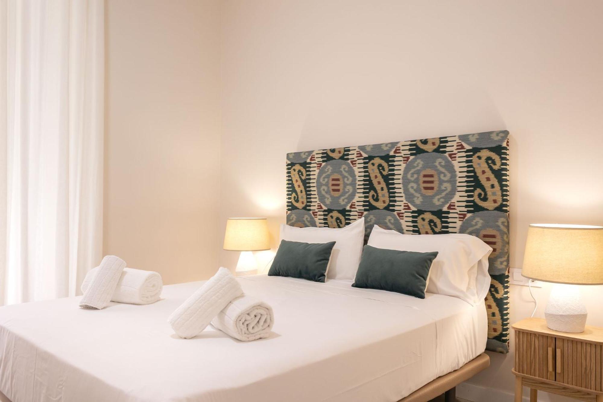 Rt41 Triana Deluxe Appartement Sevilla Buitenkant foto