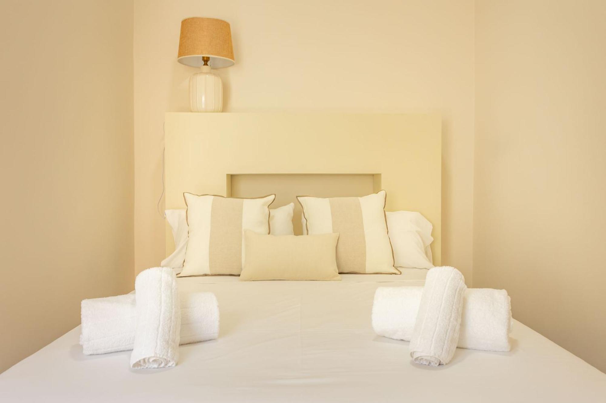 Rt41 Triana Deluxe Appartement Sevilla Buitenkant foto