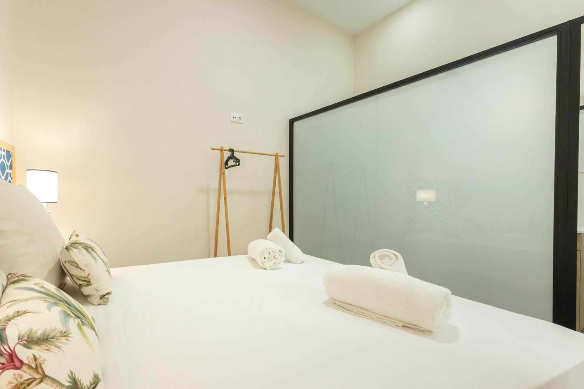 Rt41 Triana Deluxe Appartement Sevilla Buitenkant foto