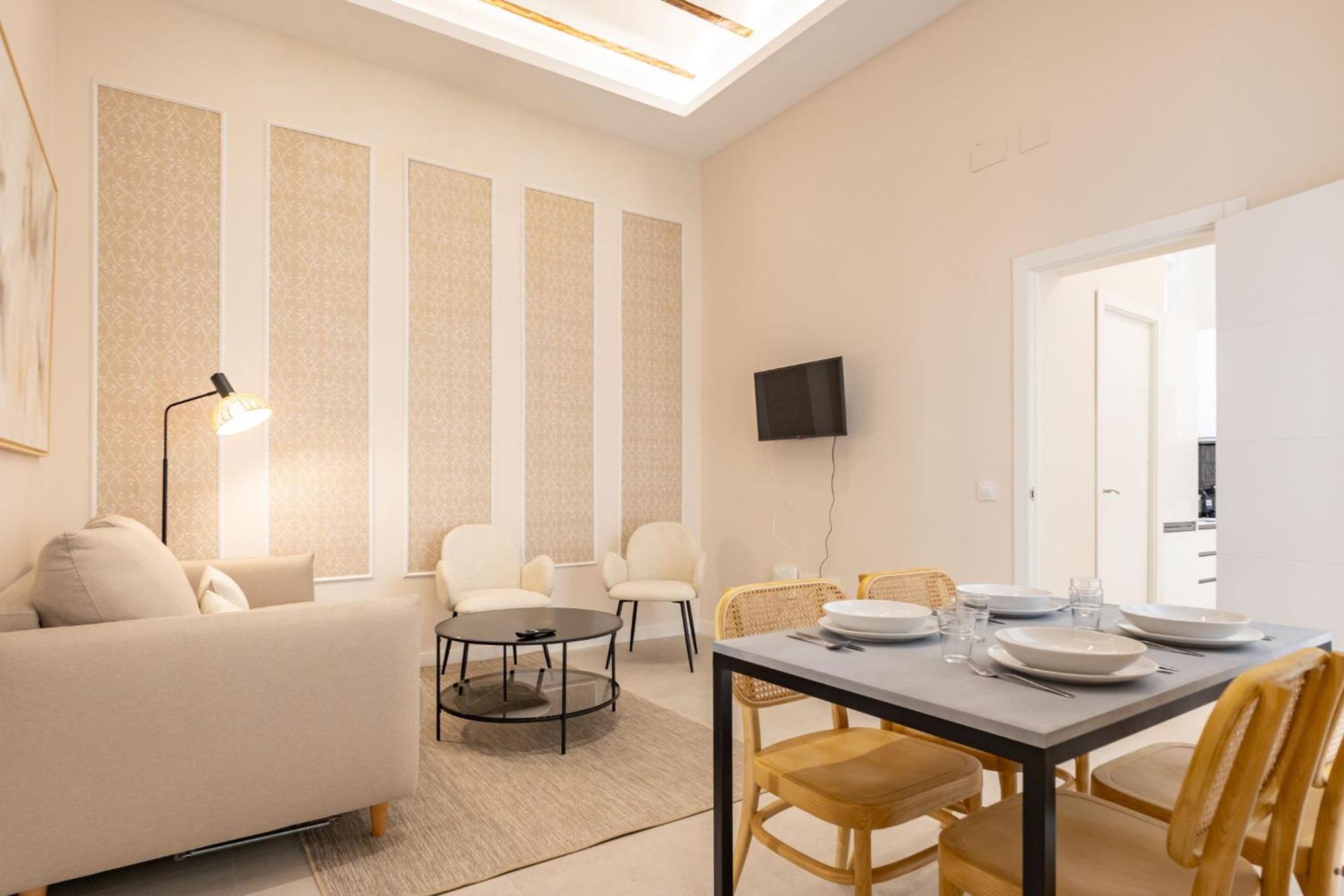 Rt41 Triana Deluxe Appartement Sevilla Buitenkant foto