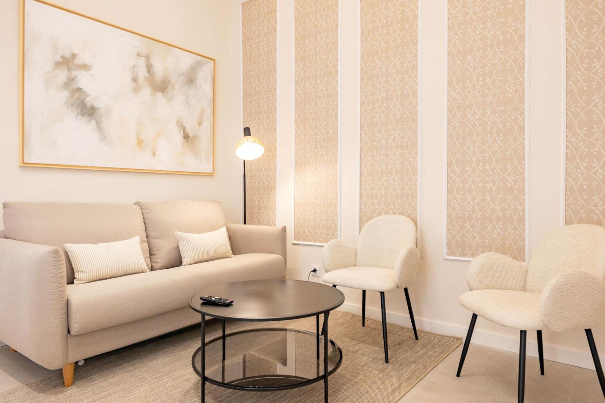 Rt41 Triana Deluxe Appartement Sevilla Buitenkant foto